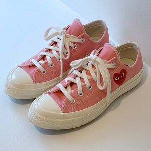 Play Comme des Garçons x Converse Chuck Taylor All Star 70' Low (Bright Pink)